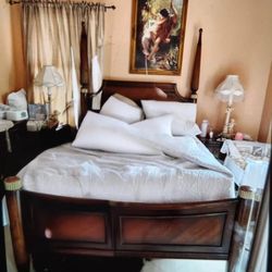 Real Wood Queen Bedroom Set