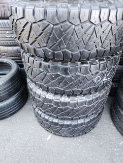 Selling (4] tires LT285/75r17 nitto ridger Grappler