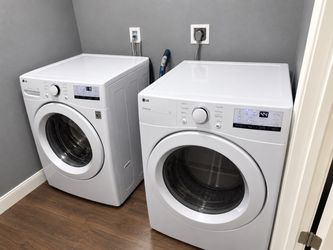 LG washer and Dryer set