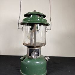 Vintage Coleman 220k Lantern 