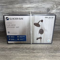 GLACIER BAY Oswell Single Handle 1-Spray Tub and Shower Faucet Set  in Matte Black - NEW