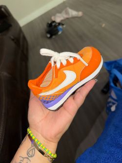 Baby Nike 5c