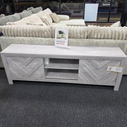 White Wood TV Stand with Chevron Doors 🚚WE DELIVER🚚
