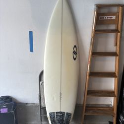 6’6” Chuck Dent Surfboard 