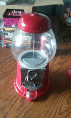 Gumball machine