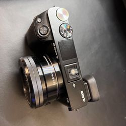 Sony a6000 with lense