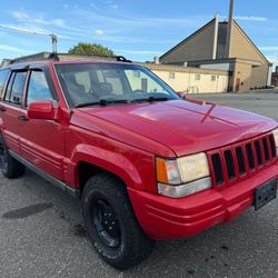 1997 JEEP GRAND CHEROKEE LIMITED 5.2L awd 234k miles clean title runs looks good clean title 