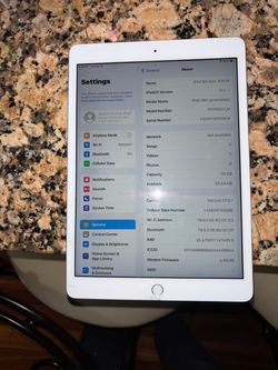 Apple IPad Gen 8 32gb