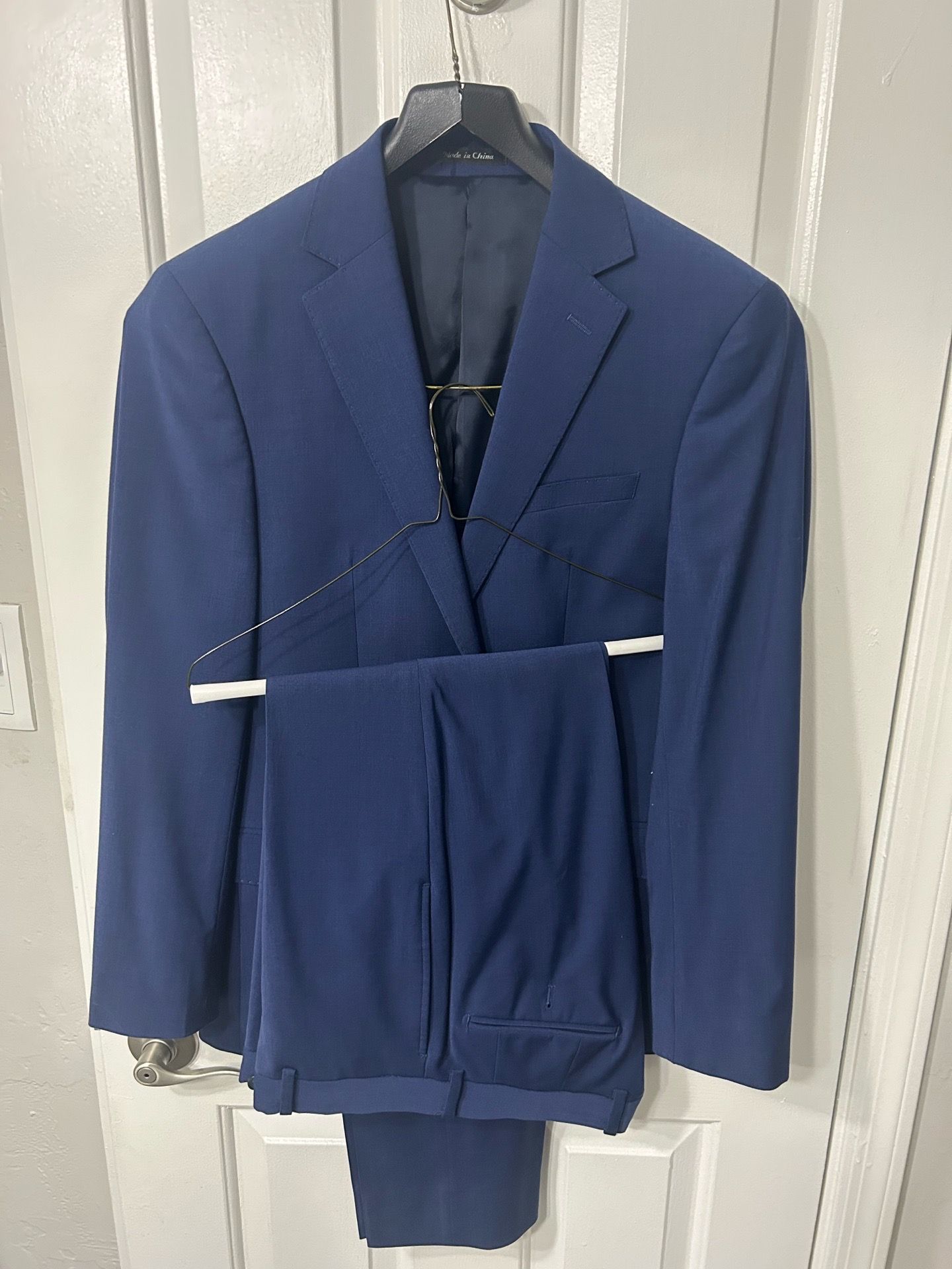 Blue Men's Suit 38R