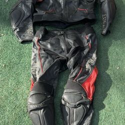 Two piece racing leathers