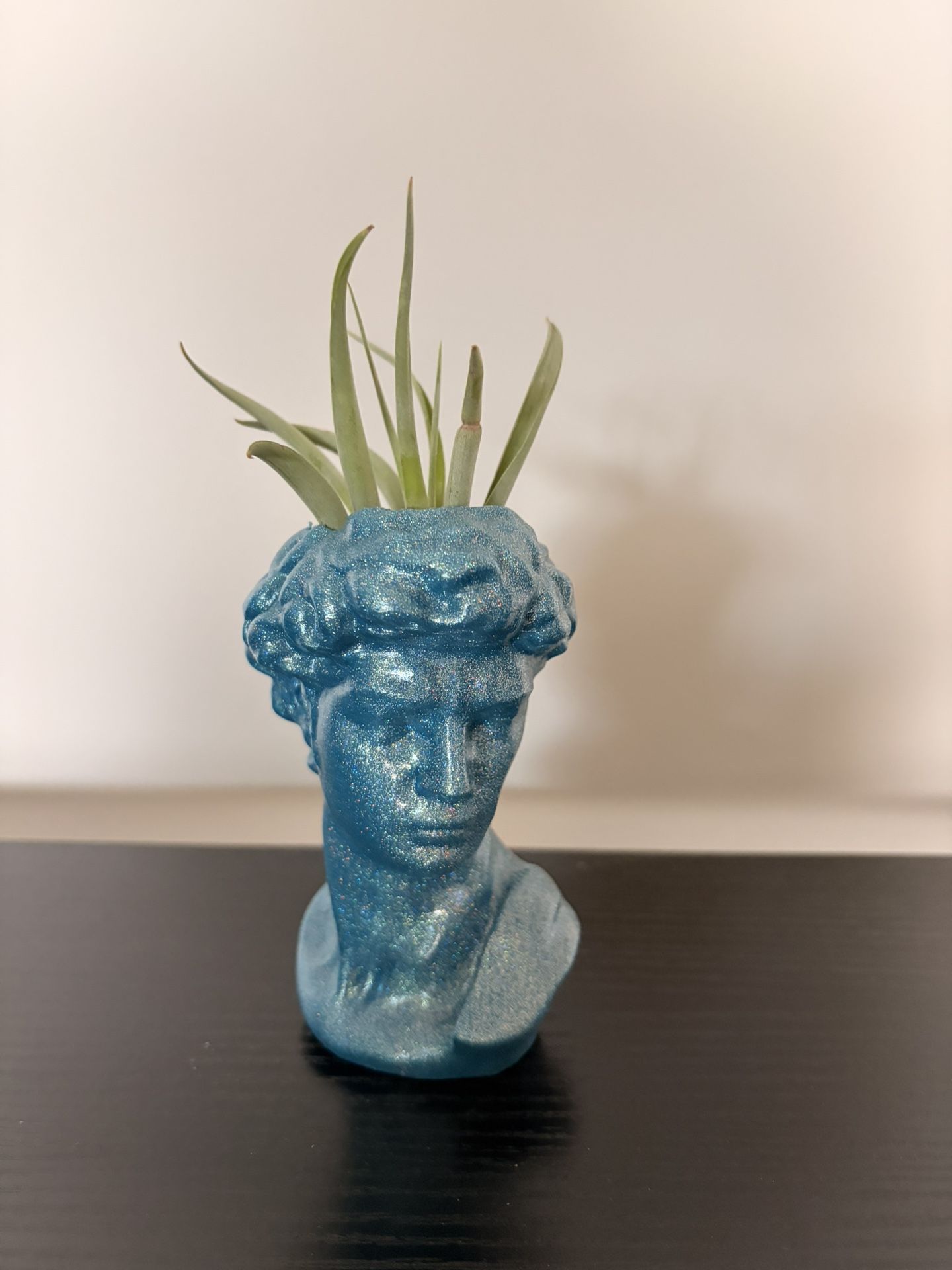 Small David Planter - 5” Resin