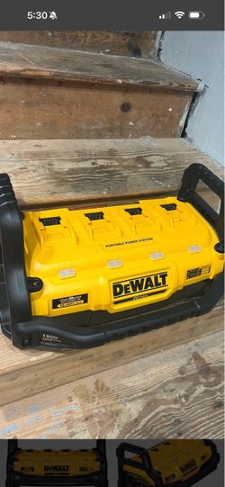 Dewalt charger usado good condition