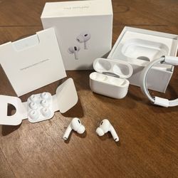 AirPods Pro 2nd generation with wireless charging (USB-C)