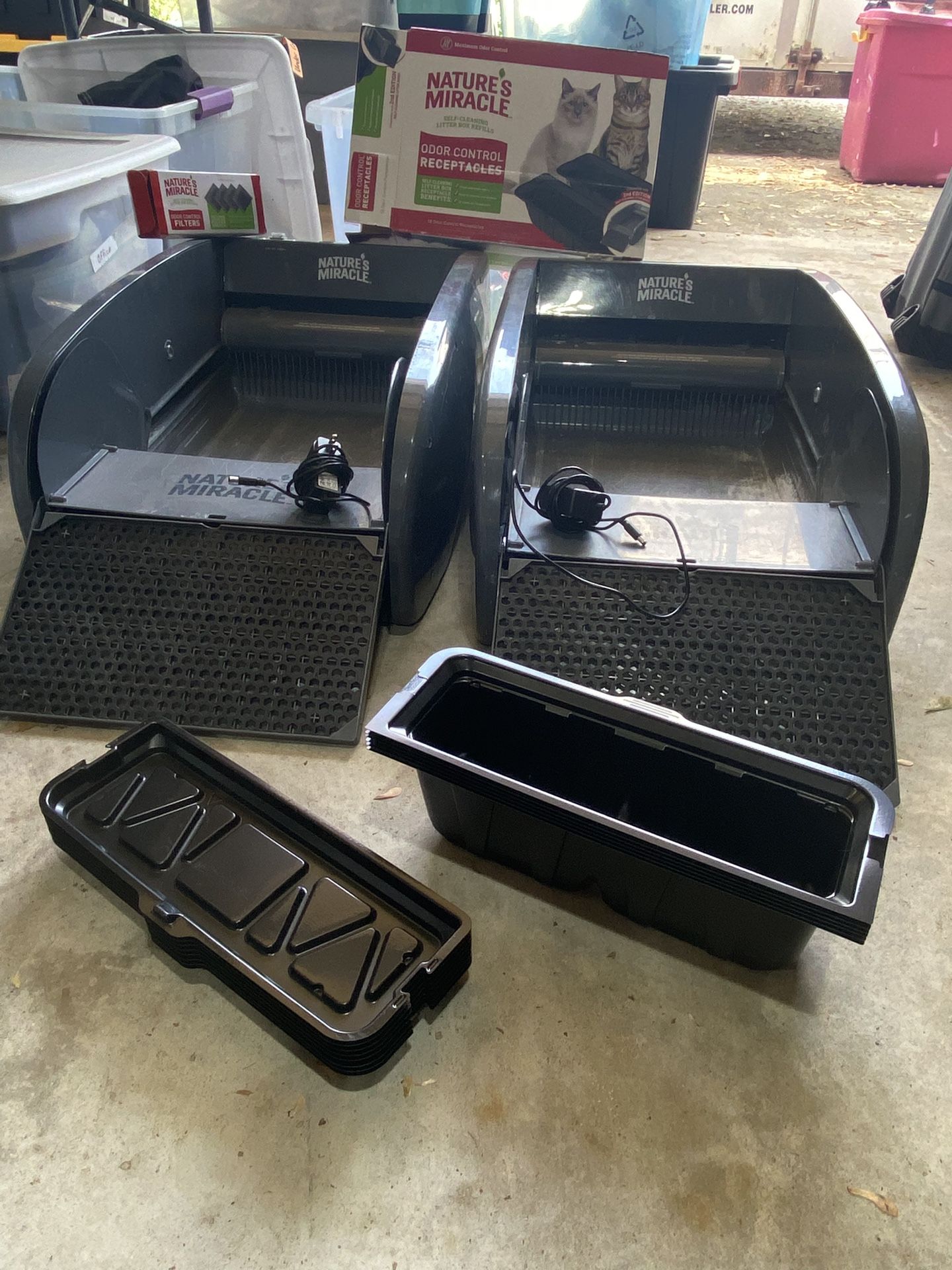 Nature’s Miracle Electric Self-Cleaning Cat Litter Boxes