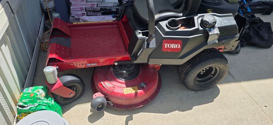 Riding lawn mower