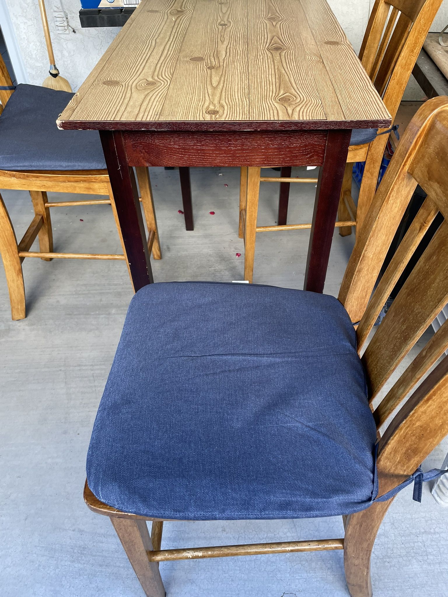 Bar Stools and Table