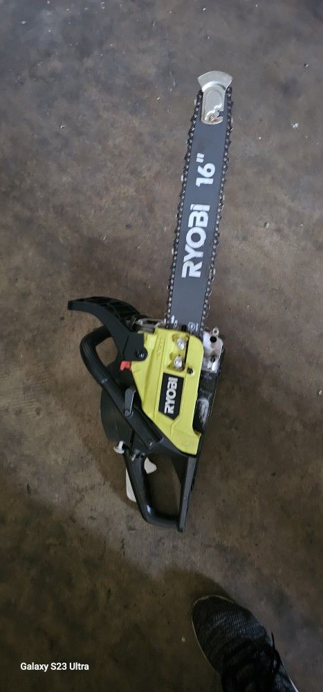 RIOBY CHAINSAW 16"
