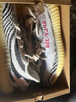 Adidas Yeezy Boost 350 V2 Zebra Sneakers