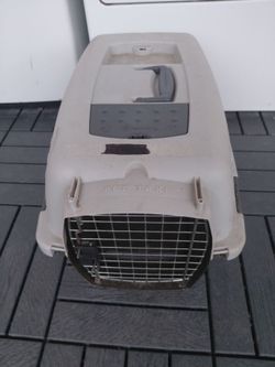 Dog carrier
