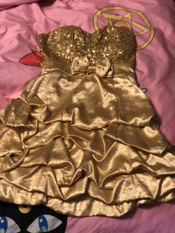 YELLOW GOLD PROM DRESS