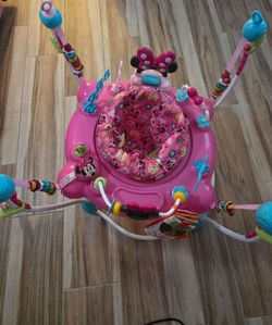 Minnie Baby bouncer