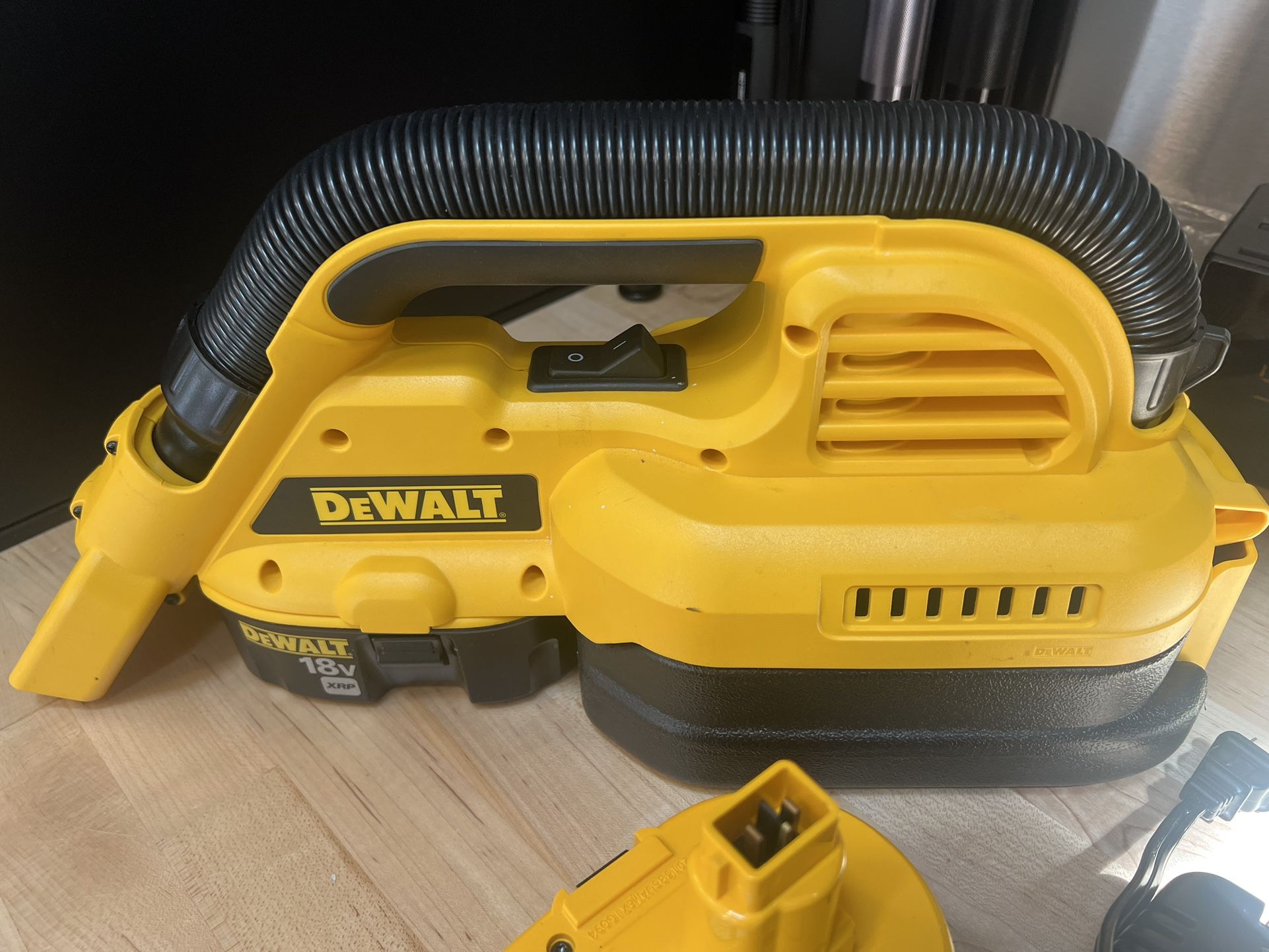 DeWalt DC 515 18volt With Extra Battery And Charger for Sale in Glendale CA OfferUp