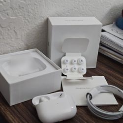 ‼️Apple airpods Pro‼️ (2nd gen) [READ DESCRIPTION