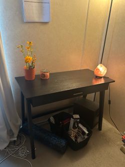 Black Modern Desk