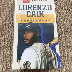 **Lorenzo Cain Milwaukee Brewers Bobblehead SGA 2021 Gold Glove Giveaway 