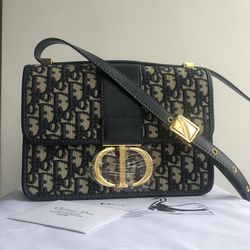 Dior 30 Montaigne Classic style Ladies Bag Crossbody bag