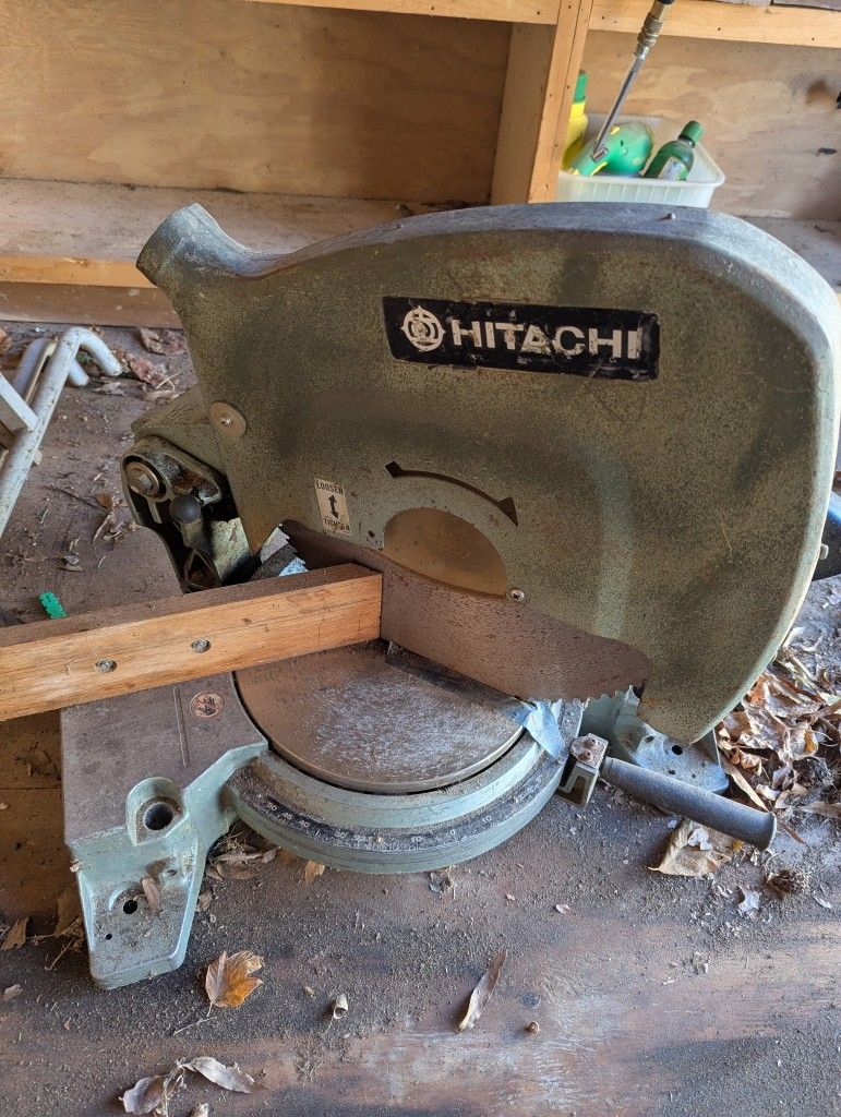 15" Hitachi Miter Box