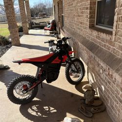 60V Electric Dirt Bike 