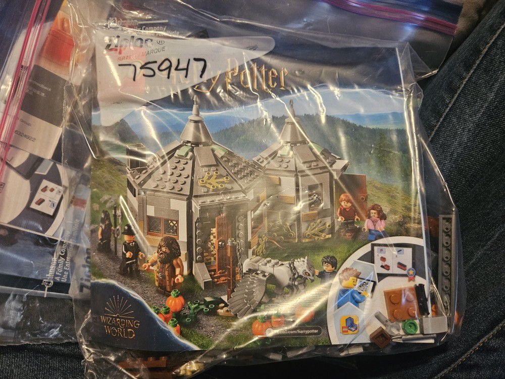 Harry Potter Lego Set 75947 (Hagrid's Hut: Buckbeaks Rescue)