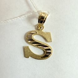 10K Gold ‘S’ Charm