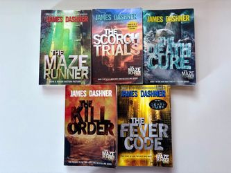 The Maze Runner Series 5-Book Set by James Dashner