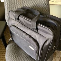 Targus 16” Rolling Laptop Case
