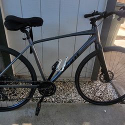 GIANT MTB SILVER METALLIC 29INCH