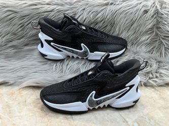 Nike Cosmic Unity 2 Sneakers - Men