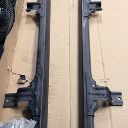 Like New OEM 2021 Ford Bronco Rock Rails – 4 Door – Just Removed