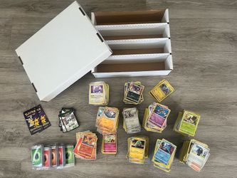 Lot of 500+ Pokemon Cards