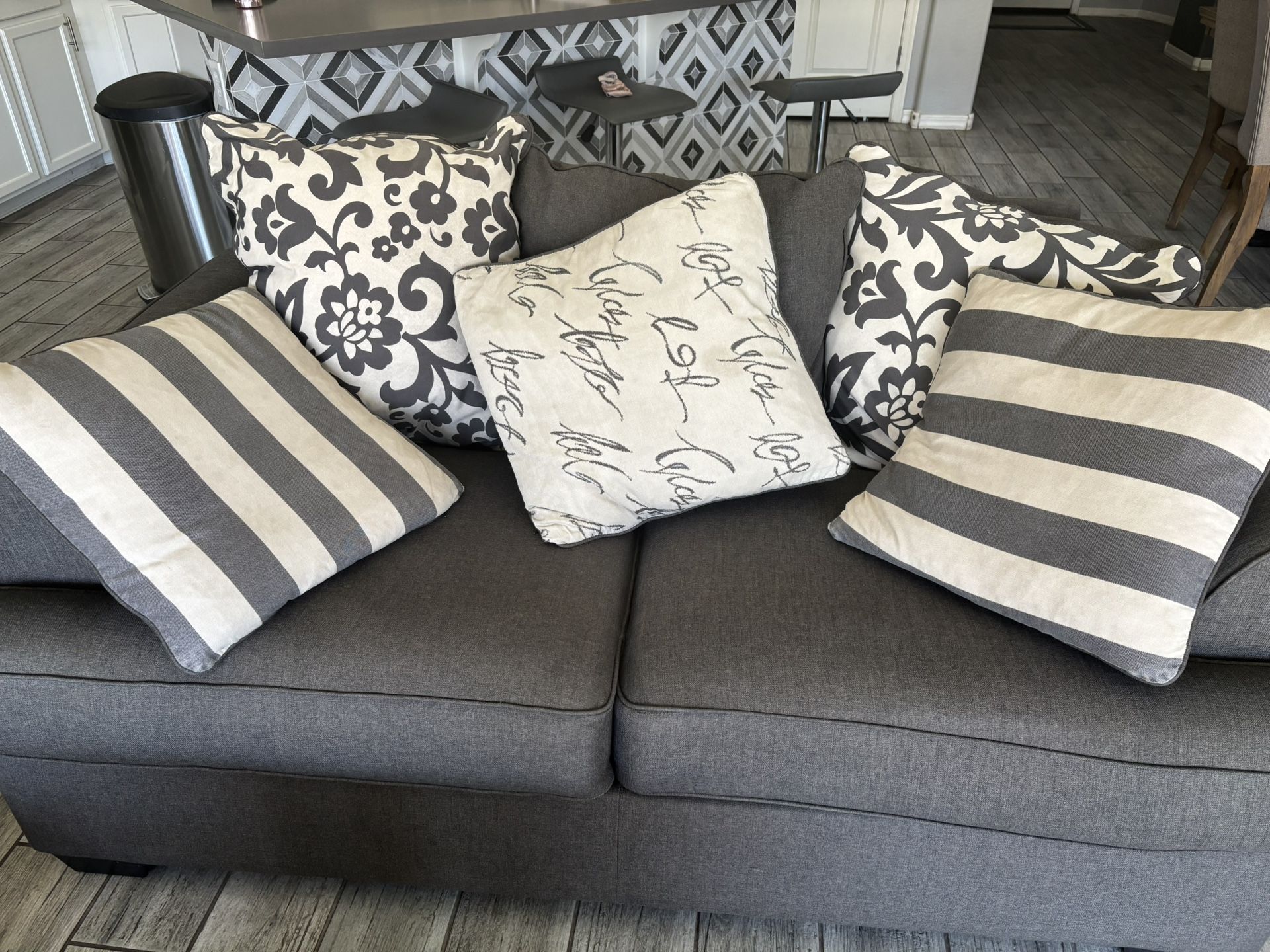 Sofa Set
