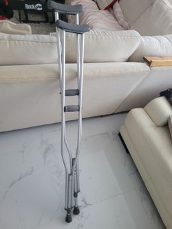 Crutches (Adjustable) 5'10" - 6'6" 