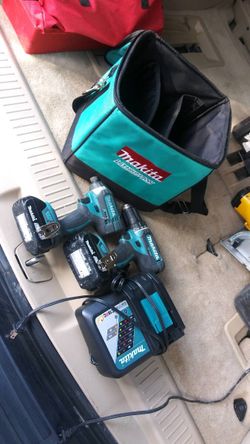 Makita drill set / taladros