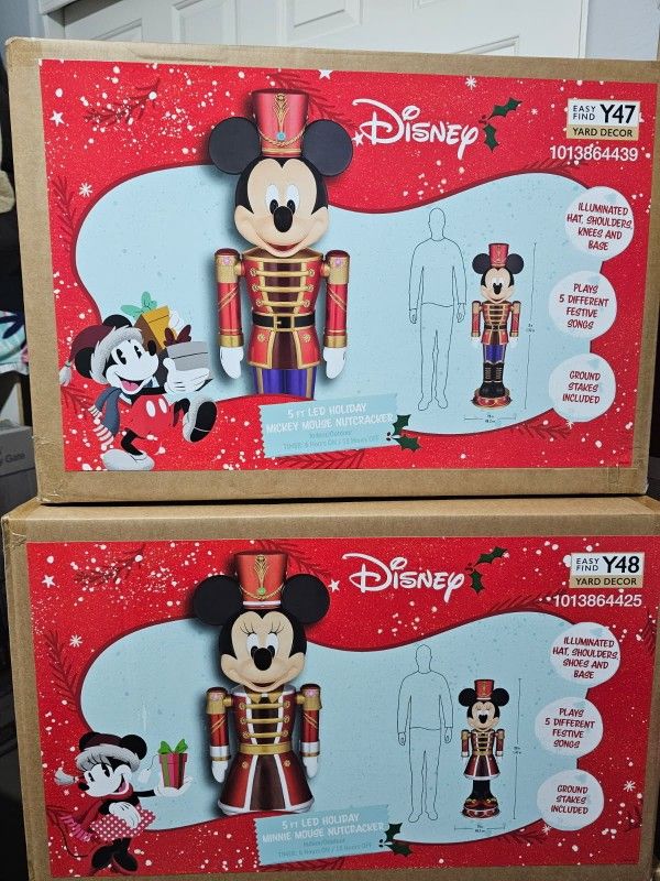 Minnie and mickey Nutcracker decoration