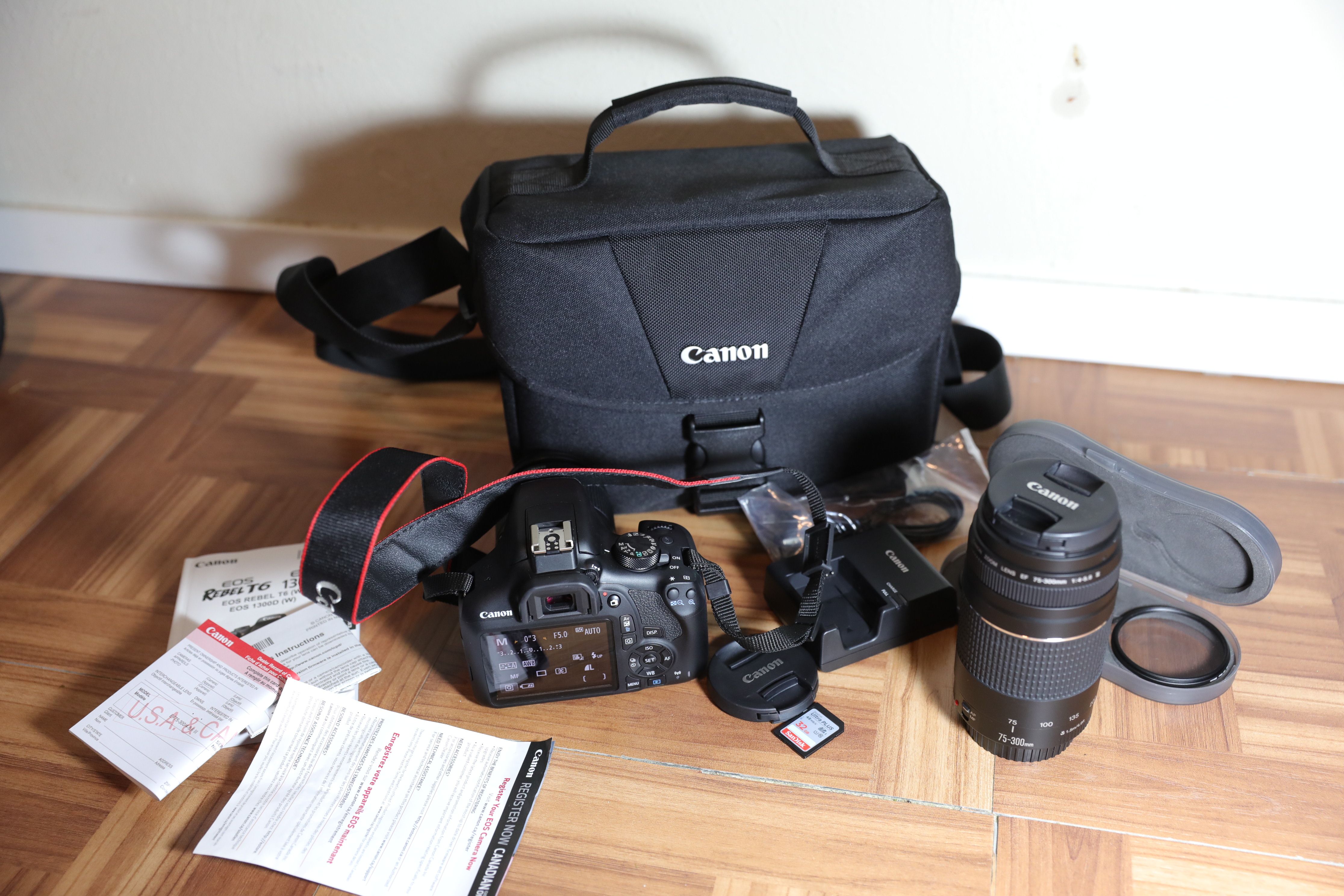 Canon rebel T6 brand new bundle ( 2 lenses, under warranty )