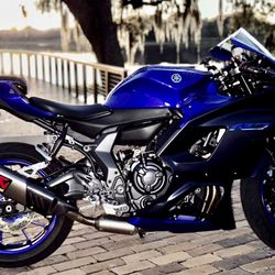 2022 Yamaha R7