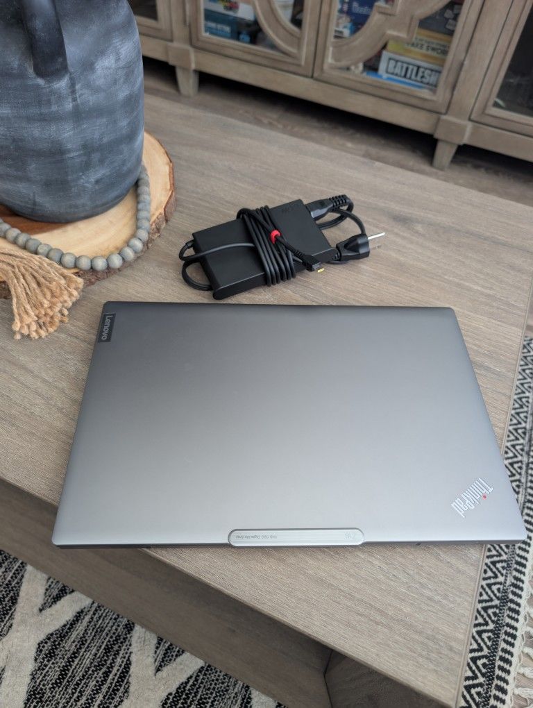 Lenovo Z16 Gen 1 Laptop Linux Windows 4K OLED