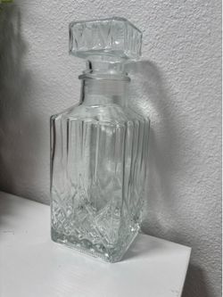 Glass bottle