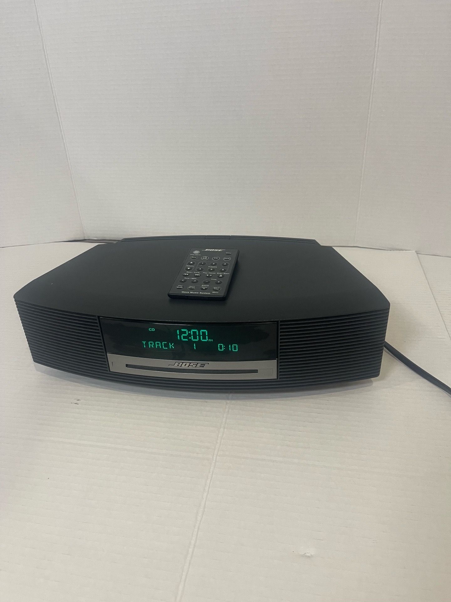 Bose Wave Music System AWRCC1 Gray CD Player Clock Radio AM/FM AUX W/ Remote