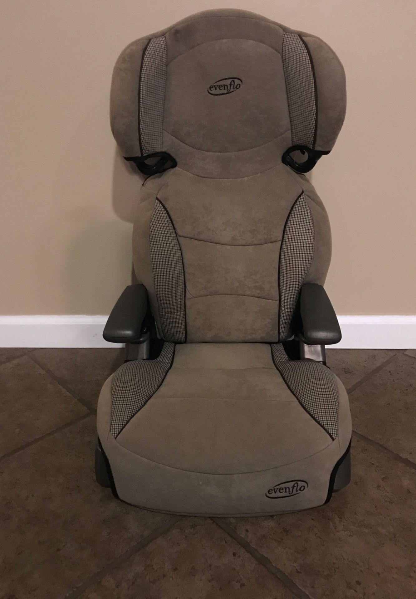 Evenflo car booster seat
